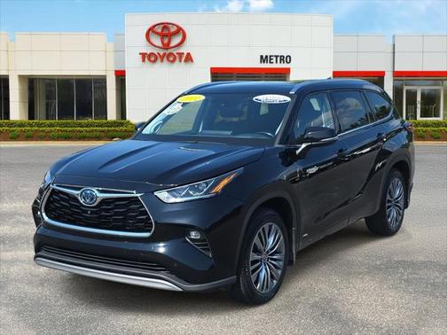2021 Toyota Highlander Hybrid Platinum