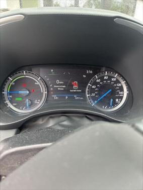 2021 Toyota Highlander Hybrid Platinum
