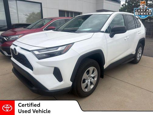 Ice Cap 2024 Toyota RAV4 LE