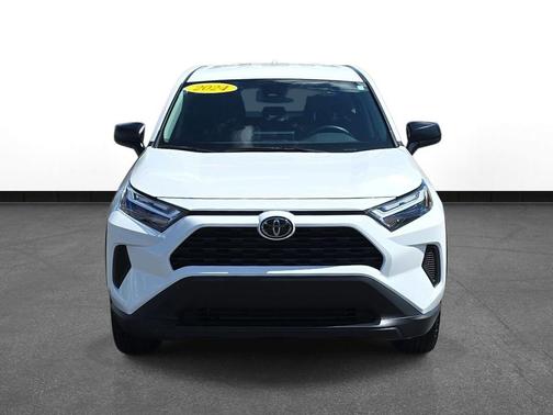 Ice Cap 2024 Toyota RAV4 LE