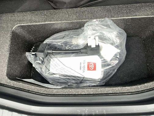Alloy 2024 Toyota bZ4X XLE