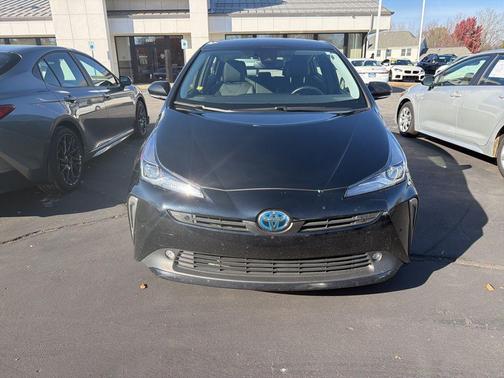 2021 Toyota Prius XLE