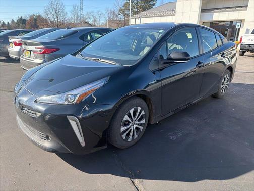 2021 Toyota Prius XLE
