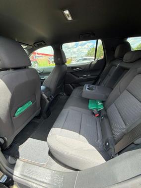 Mosaic Black Metallic 2025 Chevrolet Equinox 1LT