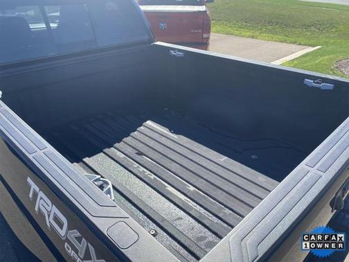 Midnight Black Metallic 2016 Toyota Tundra Limited