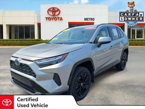 2024 Toyota RAV4 Hybrid SE
