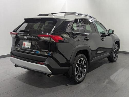 2019 Toyota RAV4 Adventure