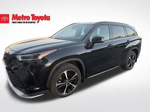 2022 Toyota Highlander XSE