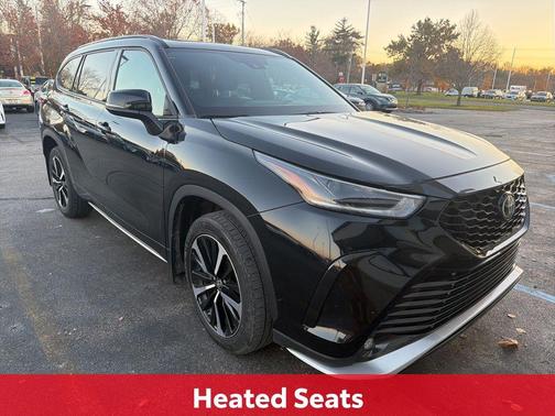2022 Toyota Highlander XSE
