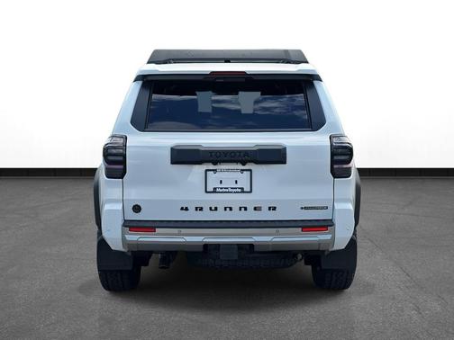 2025 Toyota 4Runner Hybrid Trailhunter