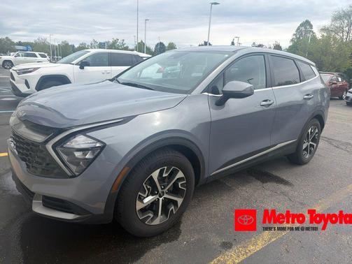 Everlasting Silver 2023 Kia Sportage EX