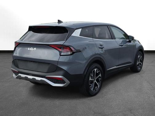 Everlasting Silver 2023 Kia Sportage EX