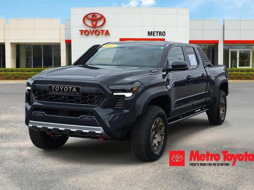 2025 Toyota Tacoma Hybrid Trailhunter