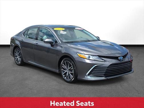 2024 Toyota Camry Hybrid XLE
