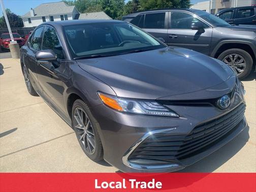 2024 Toyota Camry Hybrid XLE
