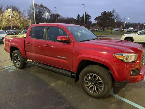 2023 Toyota Tacoma TRD Sport