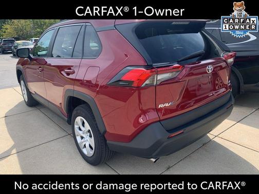 2020 Toyota RAV4 LE