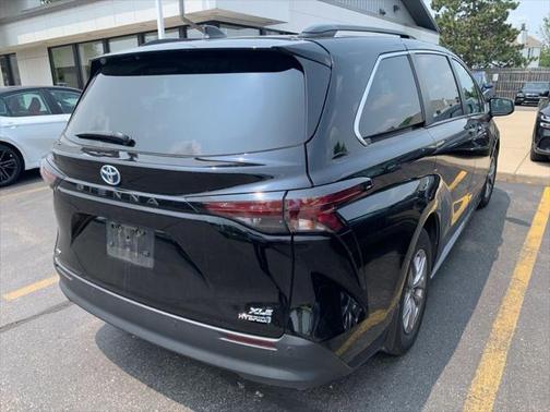 2023 Toyota Sienna XLE 7 Passenger