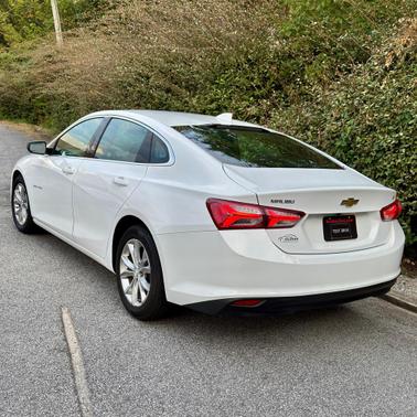 2022 Chevrolet Malibu FWD LT