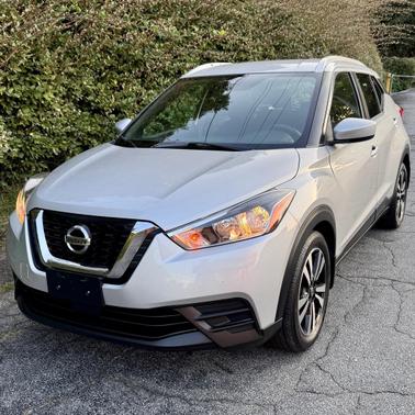 2020 Nissan Kicks SV