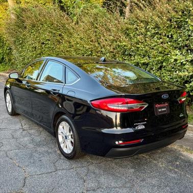 2020 Ford Fusion SE
