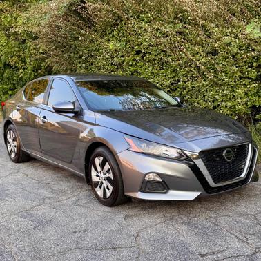2022 Nissan Altima S FWD
