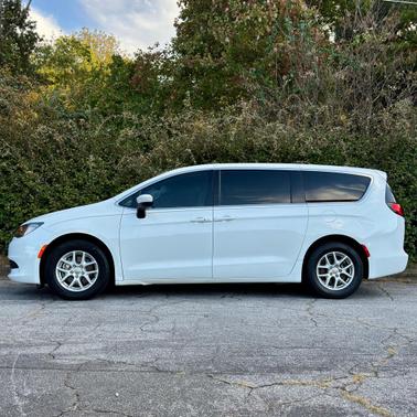2017 Chrysler Pacifica LX