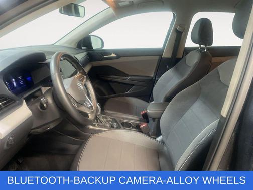 Deep Black 2022 Volkswagen Taos 1.5T SE