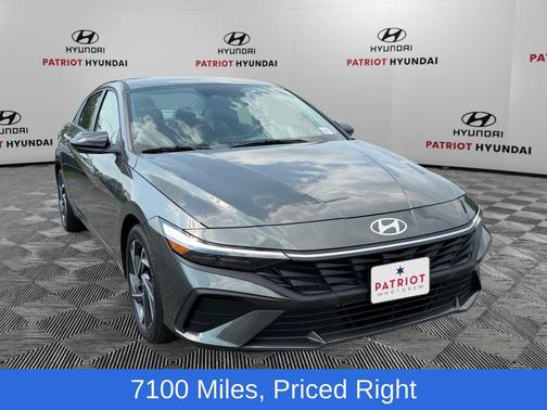 Amazon Gray 2025 Hyundai ELANTRA Sport