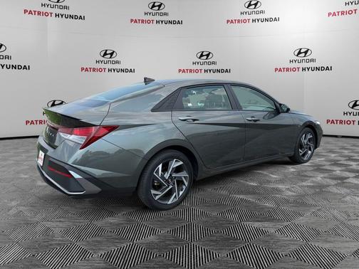 Amazon Gray 2025 Hyundai ELANTRA Sport