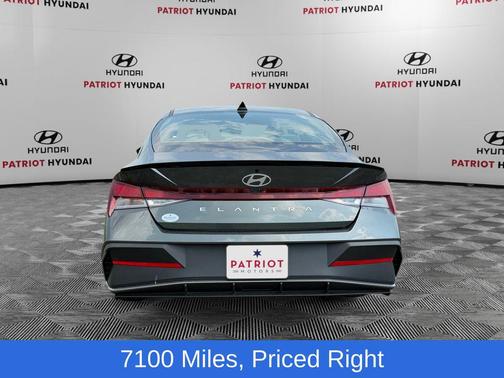 Amazon Gray 2025 Hyundai ELANTRA Sport