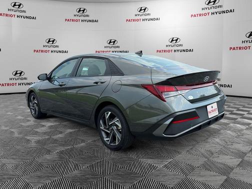Amazon Gray 2025 Hyundai ELANTRA Sport