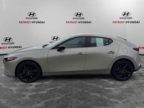 Platinum Quartz Metallic 2025 Mazda Mazda3 2.5 S Select Sport