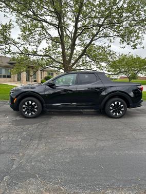 Phantom Black 2025 Hyundai SANTA CRUZ SE