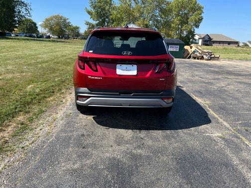 2026 Hyundai TUCSON SEL