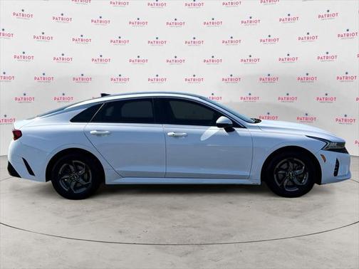 2021 Kia K5 LXS
