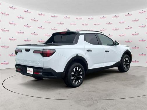 2025 Hyundai SANTA CRUZ SEL Activity