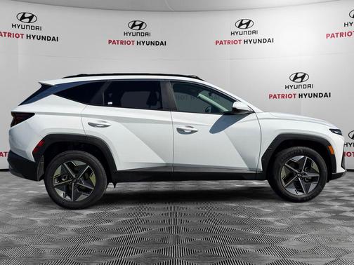 Serenity White Pearl 2025 Hyundai TUCSON SEL