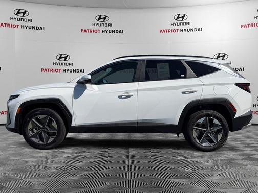 Serenity White Pearl 2025 Hyundai TUCSON SEL