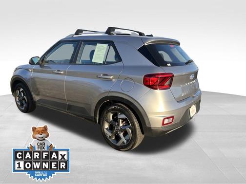 2023 Hyundai VENUE SEL