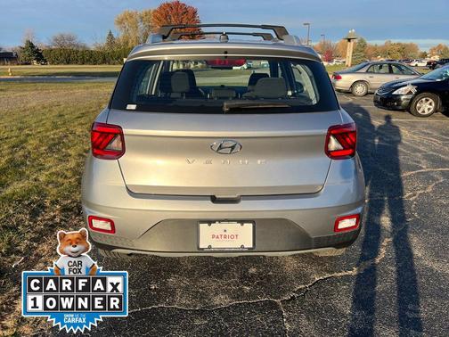 2023 Hyundai VENUE SEL