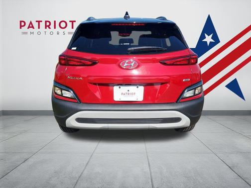 2022 Hyundai KONA SEL