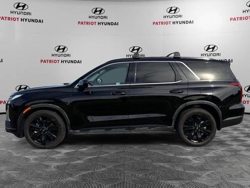 Abyss Black Pearl 2025 Hyundai PALISADE XRT