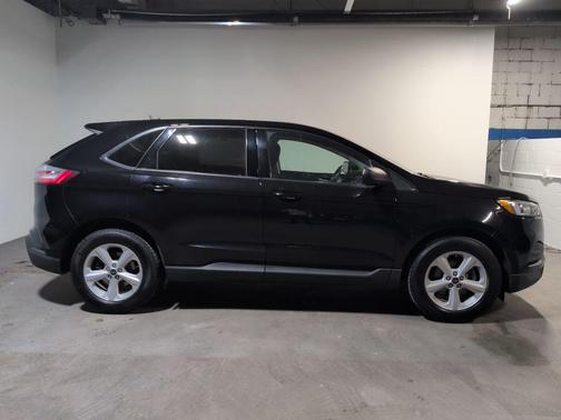 2020 Ford Edge SE
