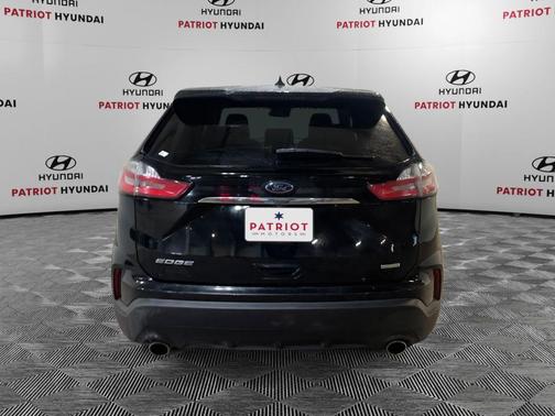 2020 Ford Edge SE