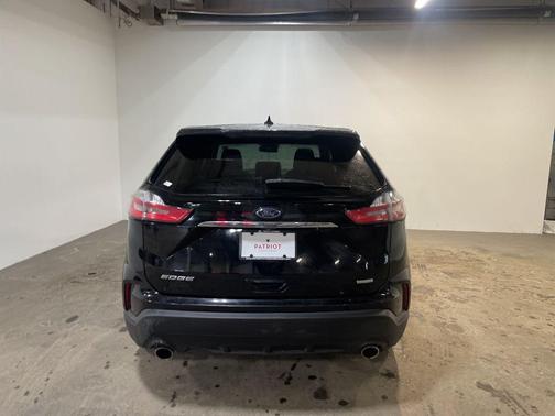 2020 Ford Edge SE