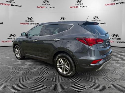 Platinum Graphite 2018 Hyundai Santa Fe Sport 2.4L