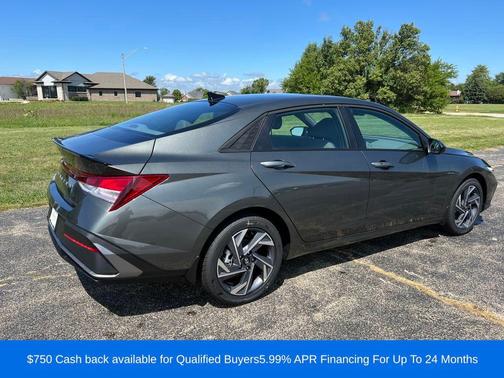 2025 Hyundai ELANTRA Sport