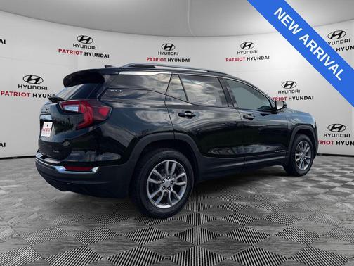 Ebony Twilight Metallic 2024 GMC Terrain SLT