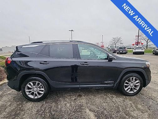Ebony Twilight Metallic 2024 GMC Terrain SLT